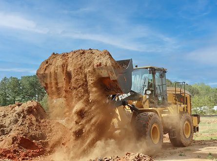 Экскаваторы-погрузчики FK-588 и FK-599 улучшают качество городского строительства и коммунальных услуг