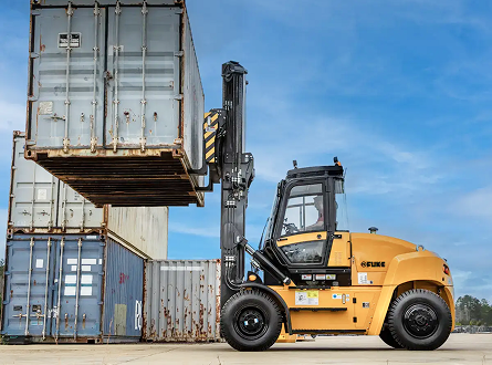 Крупные экскаваторы FK360-9, FK550-9 и FK800-9 Для поддержки проектов по добыче полезных ископаемых за рубежом